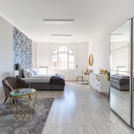 Designer Apartment On The Budapest Broadway With 2Br And Ac エクステリア 写真
