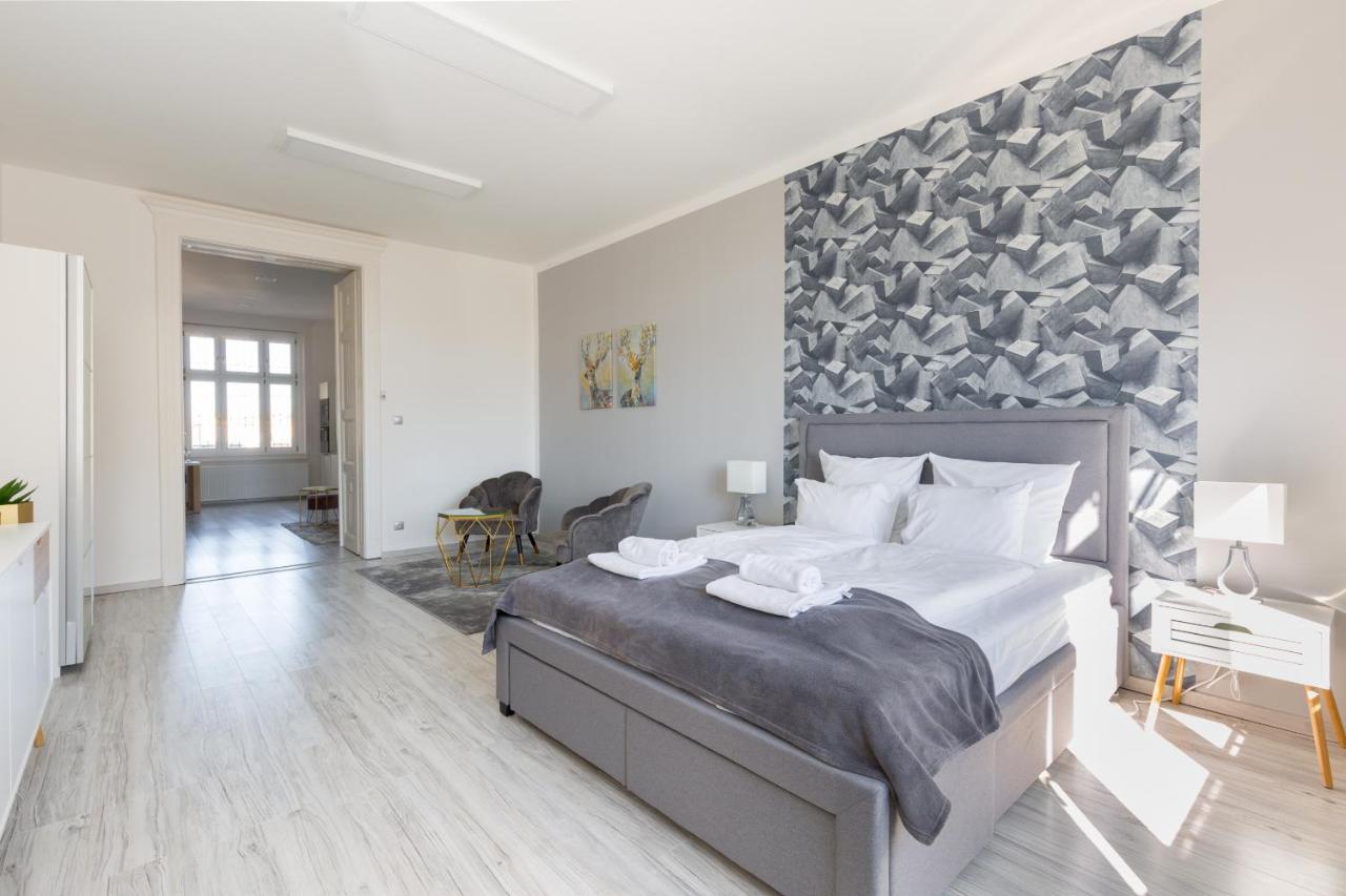 Designer Apartment On The Budapest Broadway With 2Br And Ac エクステリア 写真