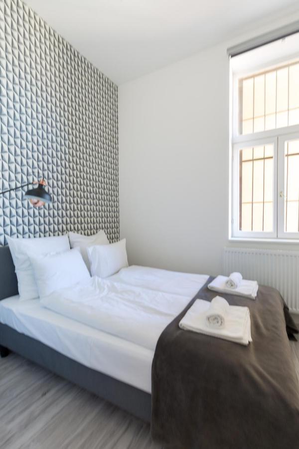 Designer Apartment On The Budapest Broadway With 2Br And Ac エクステリア 写真